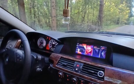 BMW 5 серия, 2007 год, 970 000 рублей, 9 фотография