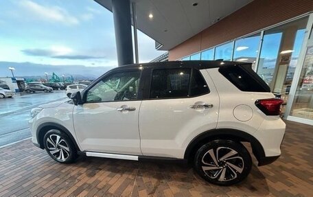 Toyota Raize I, 2021 год, 1 320 855 рублей, 3 фотография