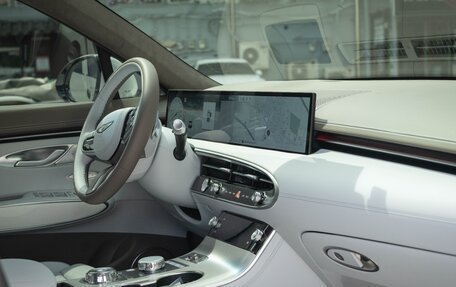 Genesis GV70, 2024 год, 6 990 099 рублей, 4 фотография