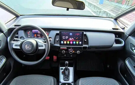 Honda Fit, 2022 год, 1 175 586 рублей, 8 фотография