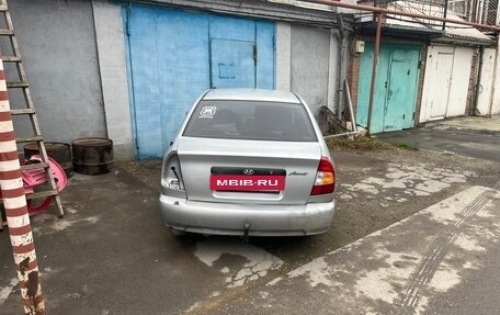 Hyundai Accent II, 2003 год, 200 000 рублей, 3 фотография