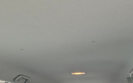 Toyota Wish II, 2012 год, 1 410 000 рублей, 24 фотография