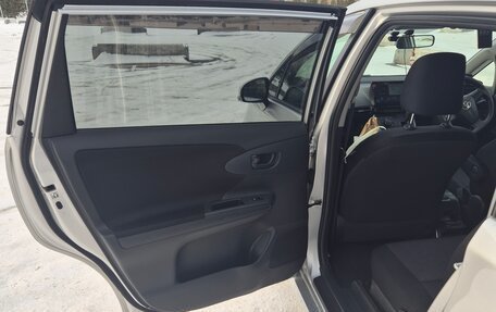 Toyota Wish II, 2012 год, 1 410 000 рублей, 25 фотография