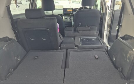 Toyota Wish II, 2012 год, 1 410 000 рублей, 34 фотография