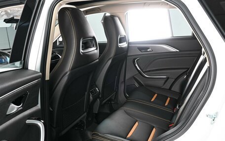 FAW Bestune T77, 2024 год, 2 099 000 рублей, 11 фотография