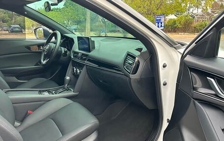 Mazda CX-4, 2021 год, 2 574 000 рублей, 9 фотография