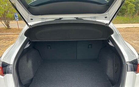 Mazda CX-4, 2021 год, 2 574 000 рублей, 18 фотография