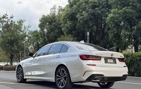 BMW 3 серия, 2022 год, 2 835 000 рублей, 5 фотография