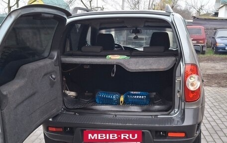 Chevrolet Niva I рестайлинг, 2016 год, 725 000 рублей, 5 фотография