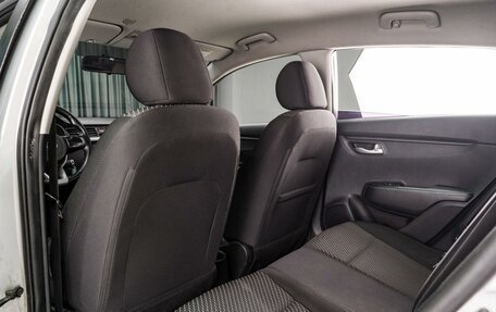 KIA Rio IV, 2018 год, 999 000 рублей, 11 фотография