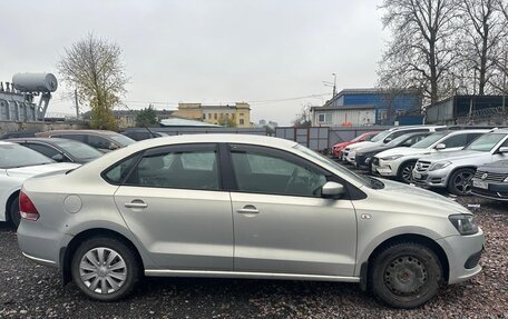 Volkswagen Polo VI (EU Market), 2012 год, 550 000 рублей, 2 фотография