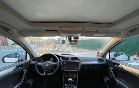 Volkswagen Tiguan II, 2019 год, 1 790 111 рублей, 8 фотография