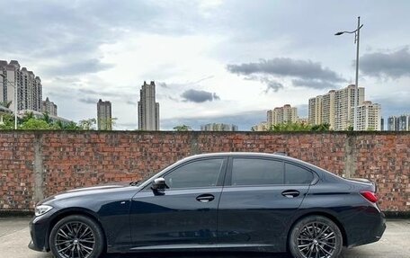 BMW 3 серия, 2021 год, 3 000 000 рублей, 3 фотография