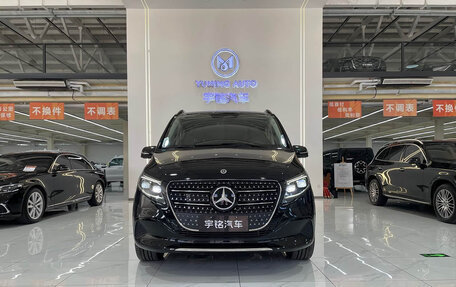 Mercedes-Benz V-Класс, 2025 год, 9 500 000 рублей, 1 фотография