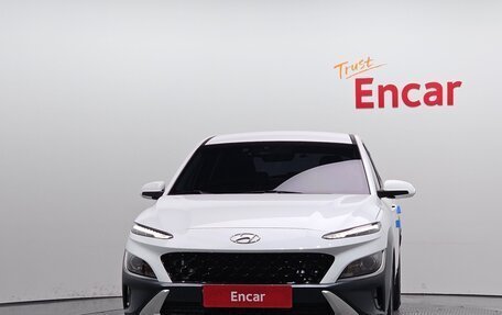 Hyundai Kona I, 2022 год, 1 670 071 рублей, 6 фотография