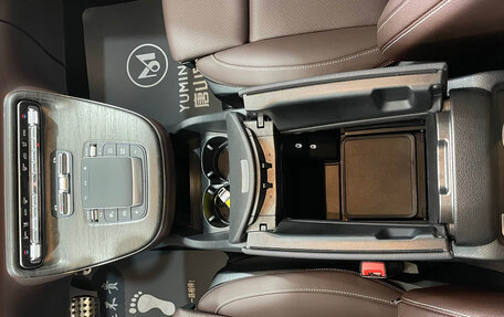 Mercedes-Benz V-Класс, 2025 год, 9 500 000 рублей, 19 фотография