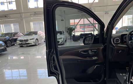 Mercedes-Benz V-Класс, 2025 год, 9 500 000 рублей, 26 фотография