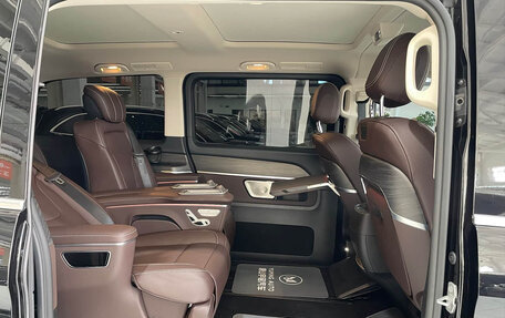 Mercedes-Benz V-Класс, 2025 год, 9 500 000 рублей, 35 фотография