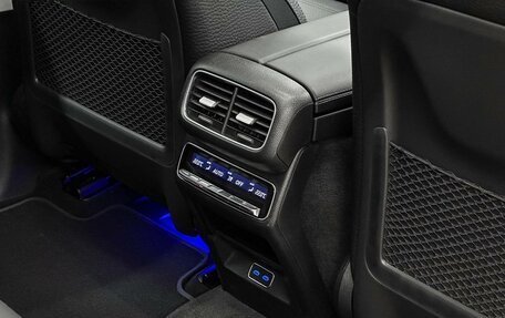 Mercedes-Benz GLE, 2025 год, 16 000 000 рублей, 29 фотография