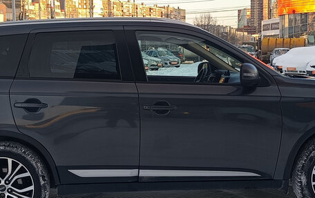 Mitsubishi Outlander III рестайлинг 3, 2019 год, 1 850 000 рублей, 3 фотография