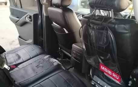 Nissan Pathfinder, 2005 год, 720 000 рублей, 5 фотография