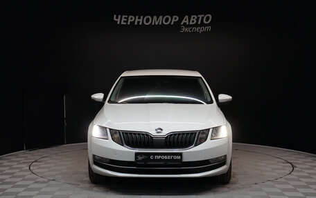Skoda Octavia, 2017 год, 1 675 000 рублей, 2 фотография