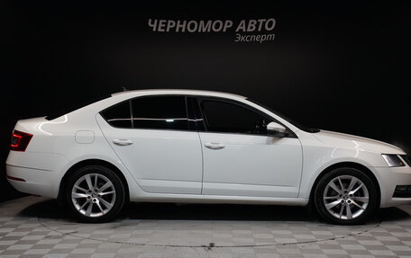 Skoda Octavia, 2017 год, 1 675 000 рублей, 4 фотография