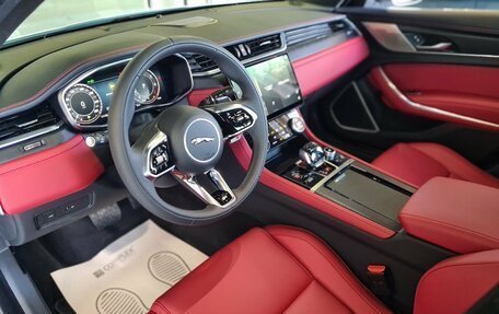 Jaguar XF II, 2023 год, 5 900 000 рублей, 8 фотография