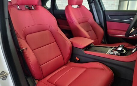 Jaguar XF II, 2023 год, 5 900 000 рублей, 12 фотография