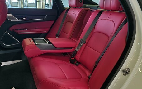 Jaguar XF II, 2023 год, 5 900 000 рублей, 13 фотография