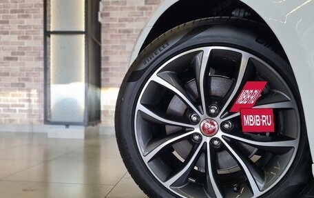 Jaguar XF II, 2023 год, 5 900 000 рублей, 27 фотография