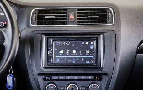 Volkswagen Jetta VI, 2012 год, 948 000 рублей, 32 фотография