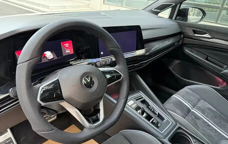 Volkswagen Golf VIII, 2022 год, 1 610 555 рублей, 13 фотография