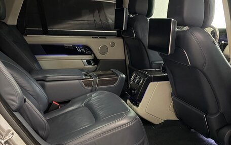 Land Rover Range Rover IV рестайлинг, 2018 год, 11 000 000 рублей, 5 фотография