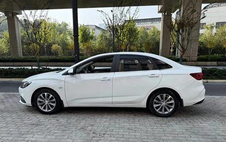 Chevrolet Monza, 2021 год, 1 100 000 рублей, 8 фотография