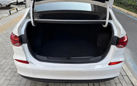 Chevrolet Monza, 2021 год, 1 100 000 рублей, 17 фотография