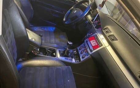 Volkswagen Passat B6, 2007 год, 750 000 рублей, 10 фотография