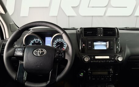 Toyota Land Cruiser Prado 150 рестайлинг 2, 2010 год, 2 550 000 рублей, 11 фотография