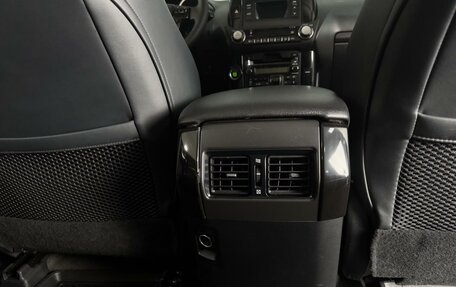 Toyota Land Cruiser Prado 150 рестайлинг 2, 2010 год, 2 550 000 рублей, 19 фотография