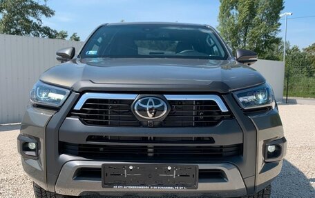 Toyota Hilux VIII, 2025 год, 9 990 000 рублей, 10 фотография