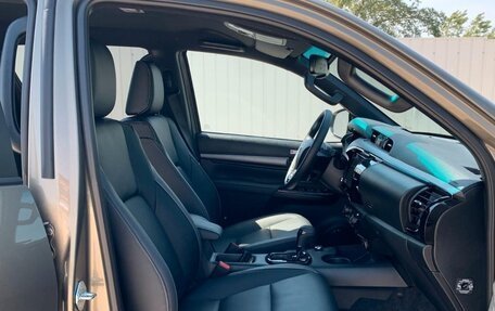 Toyota Hilux VIII, 2025 год, 9 990 000 рублей, 14 фотография