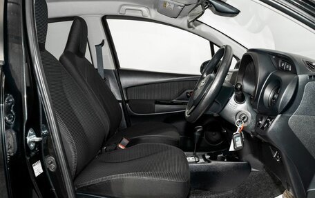 Toyota Vitz, 2017 год, 800 000 рублей, 5 фотография