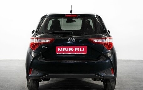 Toyota Vitz, 2017 год, 800 000 рублей, 4 фотография