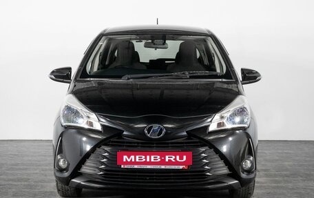 Toyota Vitz, 2017 год, 800 000 рублей, 2 фотография