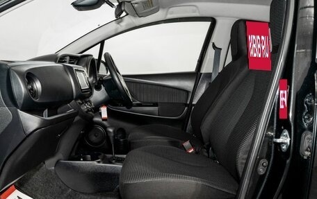 Toyota Vitz, 2017 год, 800 000 рублей, 6 фотография