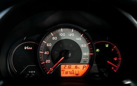 Toyota Vitz, 2017 год, 800 000 рублей, 10 фотография