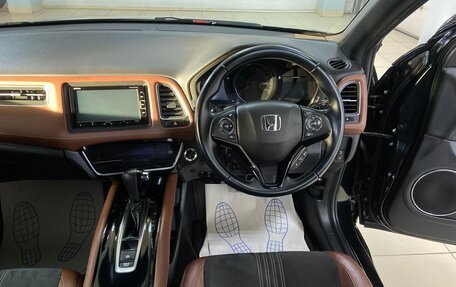 Honda Vezel, 2019 год, 2 190 000 рублей, 23 фотография