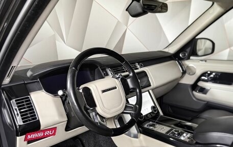 Land Rover Range Rover IV рестайлинг, 2018 год, 5 200 000 рублей, 22 фотография