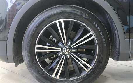 Volkswagen Tiguan II, 2021 год, 2 200 000 рублей, 13 фотография