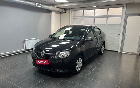 Renault Logan II, 2018 год, 1 050 000 рублей, 1 фотография